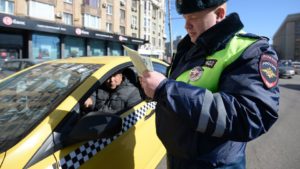 Сотрудник гибдд имеет право проверять страховку