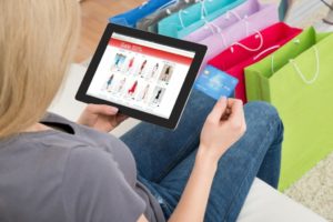Как организовать продажу одежды через социальные сети