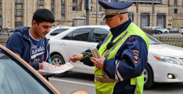 Сотрудник гибдд имеет право проверять страховку